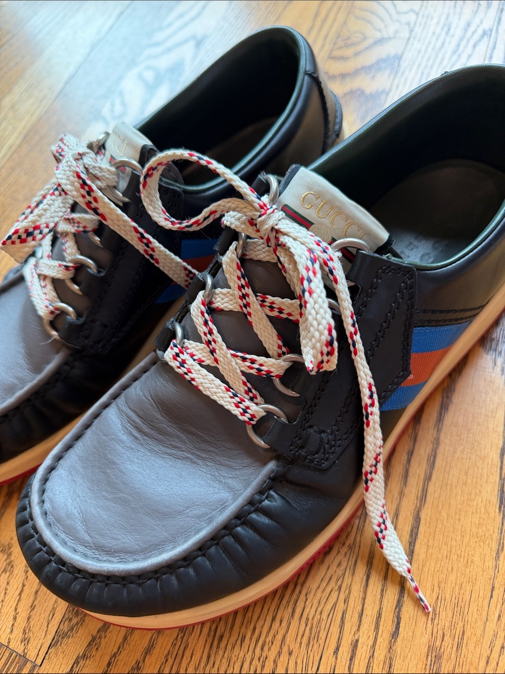 Gucci Men’s Black and Charcoal Leather Boat Shoes with Blue & Red Stripe